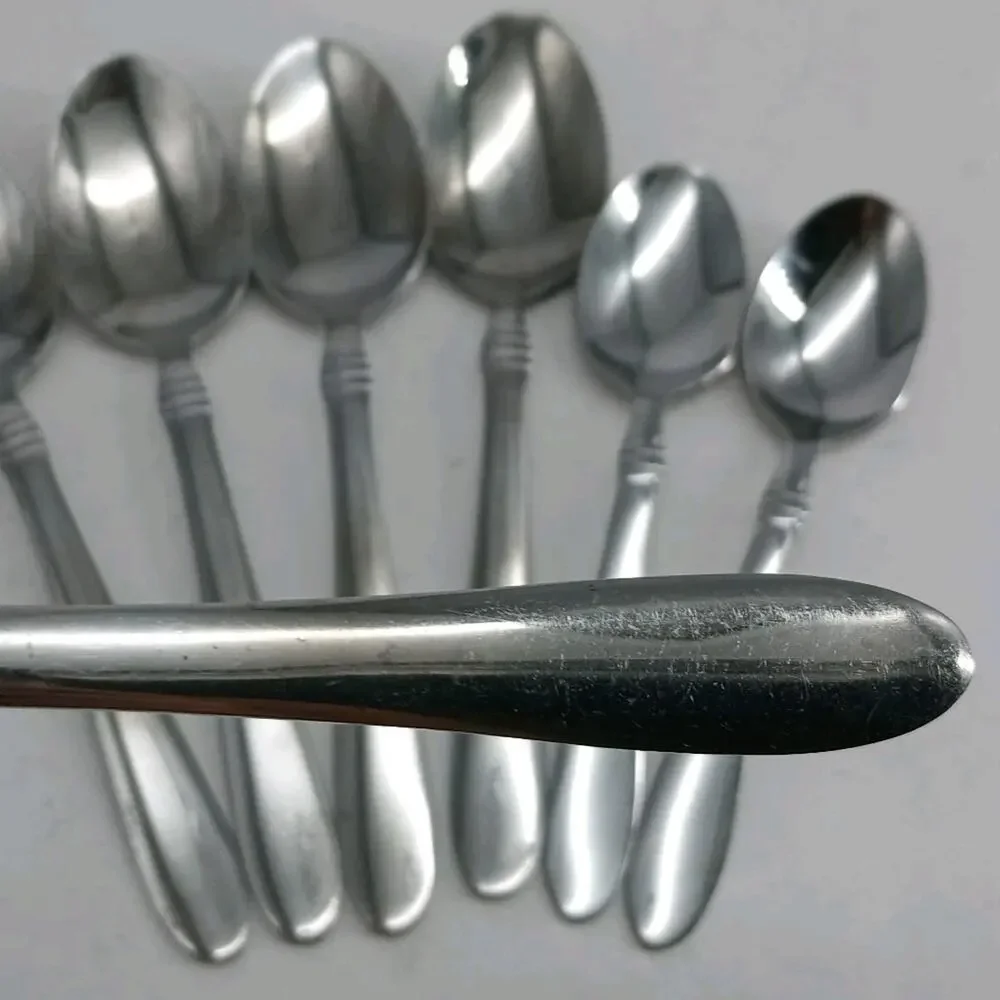7X Spns Oneida Banbury Pattern Spoons Stainless Steel Flatware Table Teaspoons